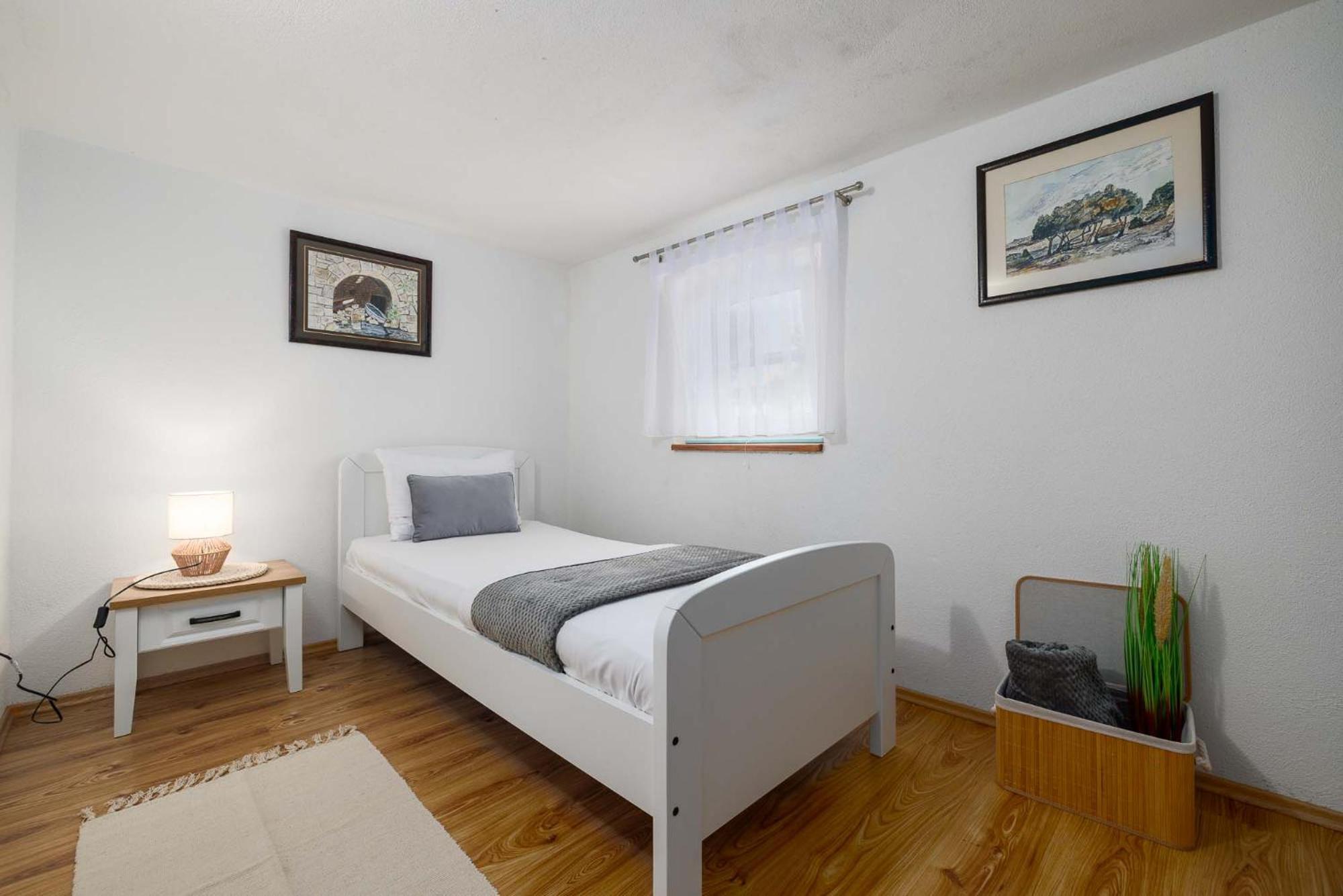 Apartment Katalin Kornić מראה חיצוני תמונה
